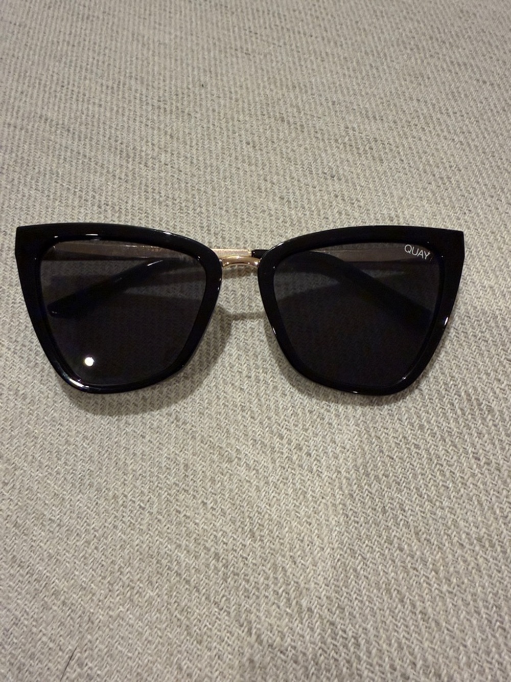 Quay REINA Sunglasses